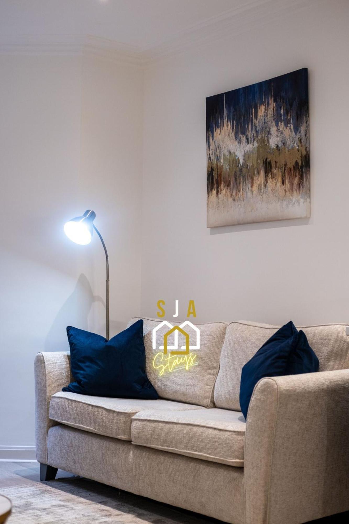 Holburn Hideaway - Sja Stays - Modern 2 Bed Apartment Aberdeen Exterior photo